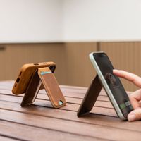 Accezz Vintage Leder MagSafe Kartenhalter mit Ständer - Tobacco Cognac