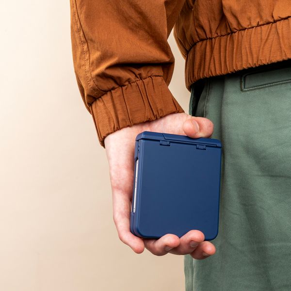 imoshion Color Backcover mit Ständer Samsung Galaxy Z Flip 8 - Dunkelblau