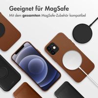 Accezz MagSafe Leather Backcover für das iPhone 12 (Pro) - Sienna Brown