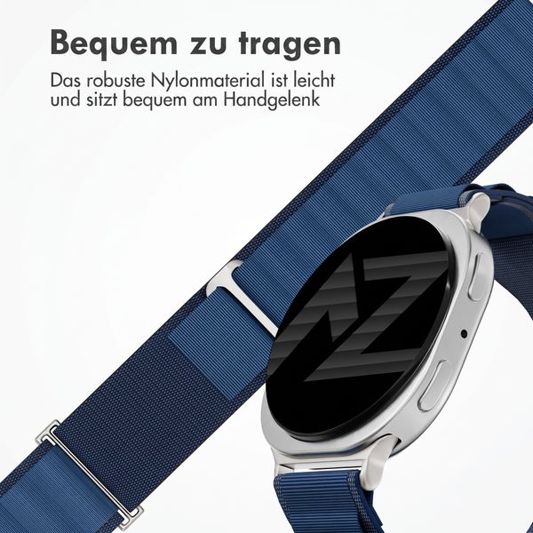 Accezz Nylon Alpine Armband für Samsung Galaxy Watch 9 (40/44mm) / Watch 8 (40/44mm) / Classic (46mm) - Dark Blue