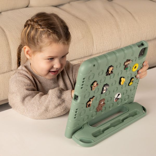 imoshion Kindersichere Schutzhülle mit abnehmbaren Ansteckern Apple iPad 11 (2025) 11 Zoll A16 / iPad 10 (2022) 10.9 Zoll - Olive Green