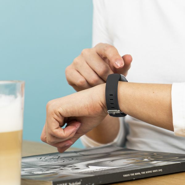 imoshion Silikonband für das Fitbit Inspire 2 - Schwarz