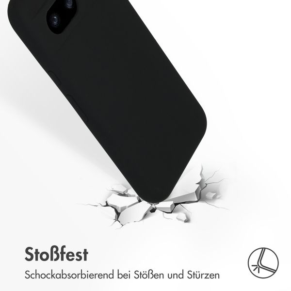 Accezz Liquid Silikoncase für das Google Pixel 8a - Schwarz