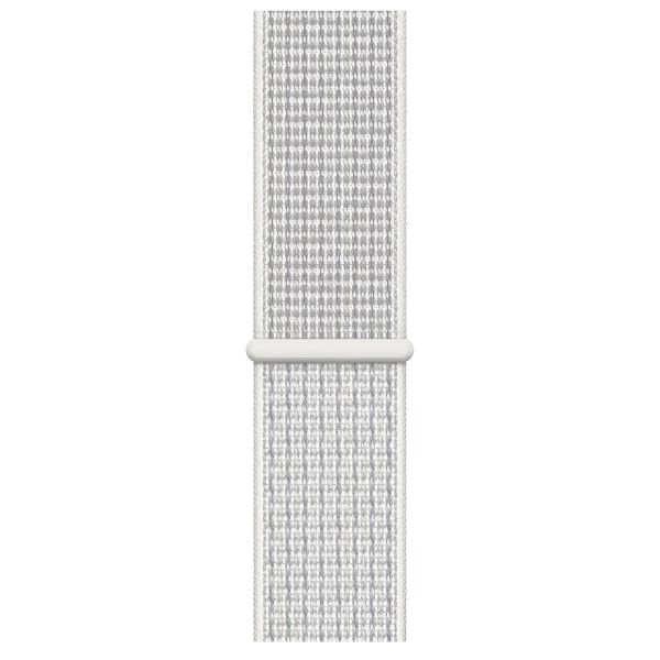 Apple Nike Sport Loop Band für Apple Watch Series 1 bis 10 / SE / Ultra (2) (44/45/46/49 mm) - Summit White