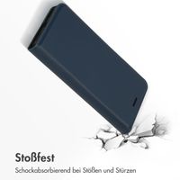 Accezz Premium Leather Slim Klapphülle für das iPhone SE (2022 / 2020) / 8 / 7 / 6(s) - Dunkelblau