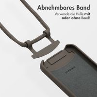 imoshion Color Backcover mit abtrennbarem Band MagSafe für das Apple iPhone 13 - Black Coffee