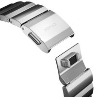 Nomad Magnetisches Stahlgliederarmband für das  Apple Watch Series 1 t/m 11 / SE / Ultra (44/45/46/49 mm) - Silver