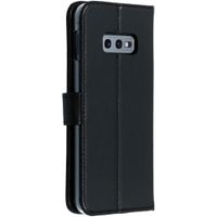 Valenta Klapphülle Leather Schwarz für das Samsung Galaxy S10e