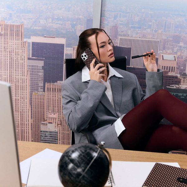 Burga Tough Back Cover MagSafe Apple iPhone 16 Pro - Sorry Busy