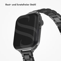 Selencia Slim Stahlgliederarmband für die Apple Watch Series 1 bis 9 / SE (38/40/41 mm) | Series 10 (42 mm) - Schwarz