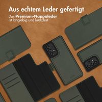 Accezz Premium Leather 2 in 1 Wallet Bookcase Samsung Galaxy A53 - Grün