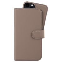 Holdit Wallet Case Magnet Plus für das iPhone 12 (Pro) - Mocha Brown