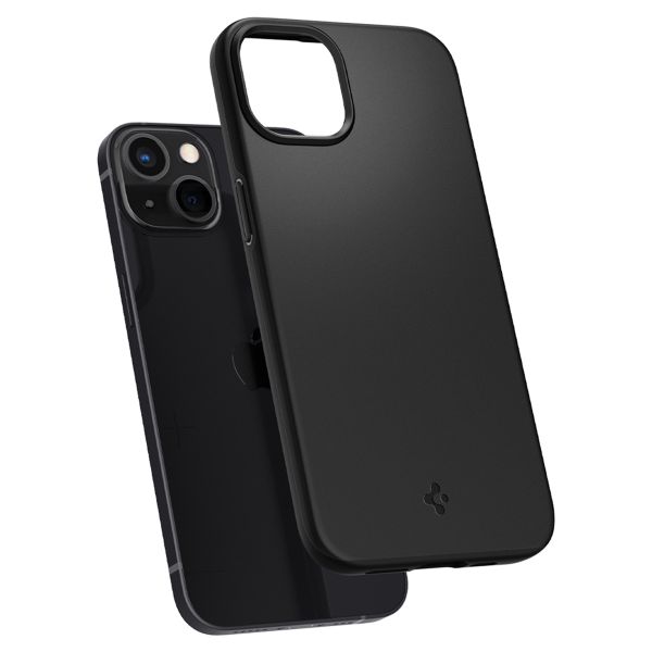 Spigen Thin Fit™ Hardcase für das iPhone 13 - Schwarz