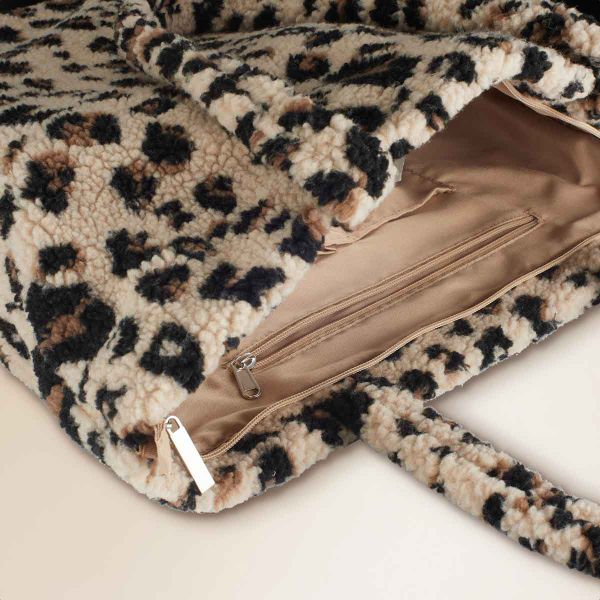Selencia Zaya Tote Bag - Teddy Laptoptasche 16 Zoll - Leopard