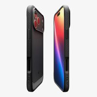 Spigen Rugged Armor Backcover MagSafe Apple iPhone 17 Pro - Matte Black