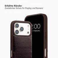 Selencia Nova Echtleder Backcover mit Kartenhalter Apple iPhone 17 Pro - Dark Chocolate