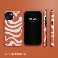 Selencia Vivid Tough Back Cover für das iPhone 13 - Dream Swirl Orange