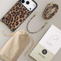 Selencia Nova HandyHülle mit Kordel und Kartenhalter Apple iPhone 17 Pro - Leopard