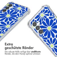 imoshion Design Hülle mit Band für das Samsung Galaxy A15 (5G/4G) - Cobalt Blue Flowers Connect