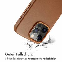 Accezz MagSafe Leather Backcover für das iPhone 15 Pro - Sienna Brown