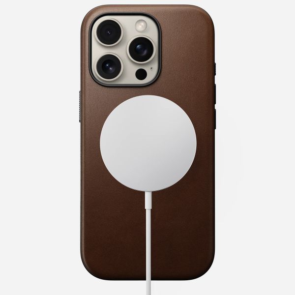 Nomad Modern Leather Case für das iPhone 16 Pro - Brown