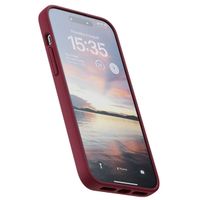 Njorð Collections Wildleder Comfort+ Case MagSafe für das iPhone 15 Plus - Red