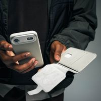 Decoded 2 in 1 Leather Klapphülle MagSafe Apple iPhone 17 Pro Max - Schwarz