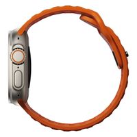 Nomad Sport Armband FKM für das  Apple Watch Series 1 t/m 11 / SE / Ultra (44/45/46/49 mm) - Ultra Orange