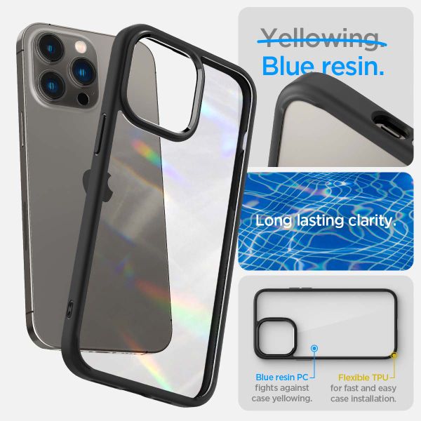 Spigen Crystal Hybrid Backcover für das iPhone 14 Pro - Schwarz