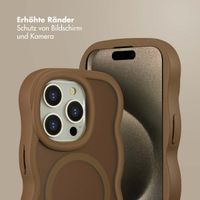 Selencia Wavy Backcover mit MagSafe Apple iPhone 15 Pro - Mocha Brown