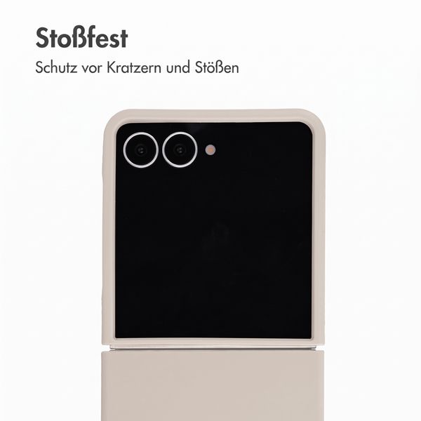 Accezz Liquid Silikoncase mit MagSafe Samsung Galaxy Z Flip 8 - Stone