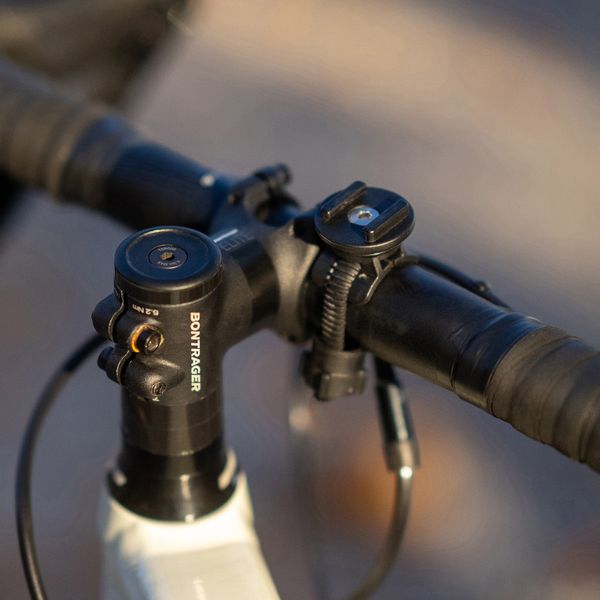 SP Connect Bike Bundle II - Handyhalter für das Fahrrad für das Apple iPhone 13 Pro Max - Schwarz