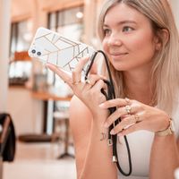 imoshion Design Hülle mit Band für das Huawei P30 Lite - White Graphic