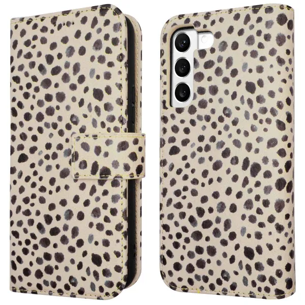 imoshion ﻿Design Klapphülle für das Samsung Galaxy S22 - Black And White Dots