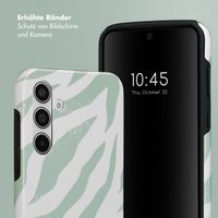 Selencia Vivid Tough Back Cover für das Samsung Galaxy A55 - Colorful Zebra Sage Green