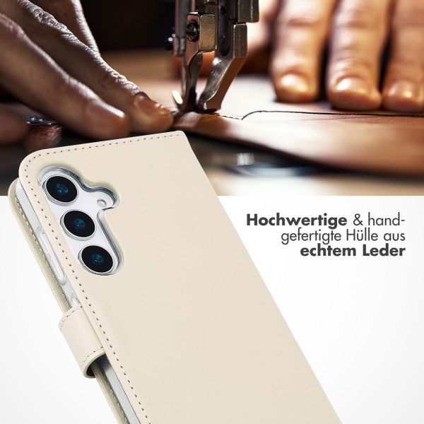 Selencia Echtleder Klapphülle Samsung Galaxy S25 - Greige