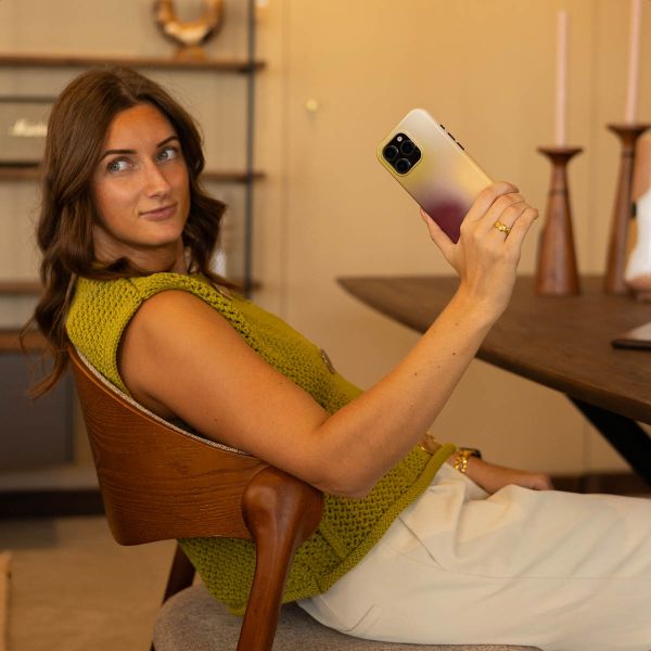 Selencia Vivid Back Cover Samsung Galaxy S26 Ultra - Gradient Olive Dust