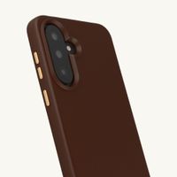 Selencia Rivièra Backcover mit MagSafe mit abnehmbaren Haken Samsung Galaxy A36 / A56 - Choco Brown
