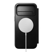 Nomad Modern Horween Leather Folio Bookcase mit MagSafe Apple iPhone 17 Pro Max - Schwarz