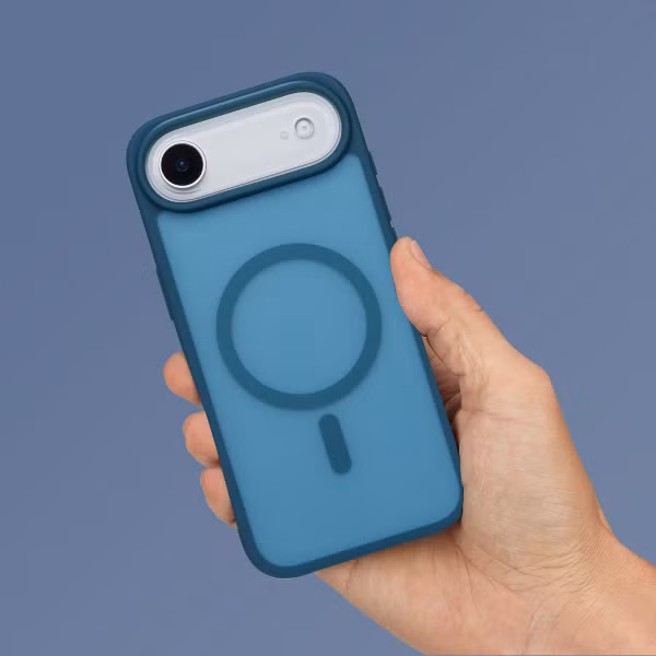 imoshion Color Guard Back Cover mit MagSafe Apple iPhone Air - Dunkelblau