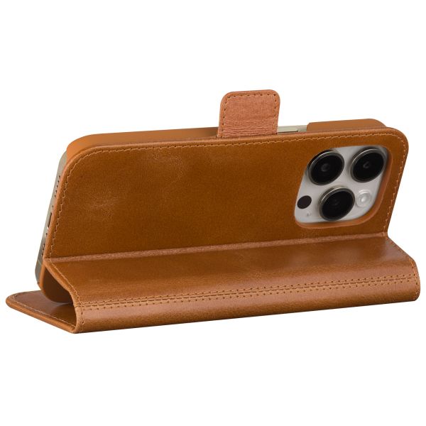 dbramante1928 Copenhagen Klapphülle Apple iPhone 15 Pro Max - Braun