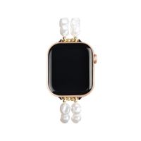 iDeal of Sweden Beaded Watch Band für Apple Watch | 38/40/41/42 mm - Classy White Pearl