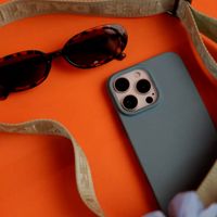 imoshion TPU Color Cover Apple iPhone 16 - Pine Green