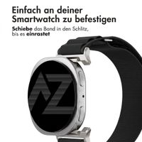 Accezz Nylon Alpine Armband für Samsung Galaxy Watch 9 (40/44mm) / Watch 8 (40/44mm) / Classic (46mm) - Schwarz