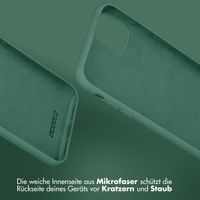 Accezz Liquid Silikoncase Dunkelgrün für das iPhone Xr