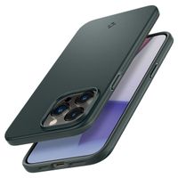 Spigen Thin Fit™ Hardcase für das iPhone 14 Pro - Grün