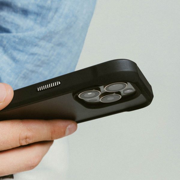 Nomad Rugged Case Apple iPhone 16 Pro - Schwarz