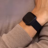 imoshion Gewebtes Nylonarmband für das Apple Watch Series 1 bis 11 / SE / Ultra (44/45/46/49 mm) - Dunkelgrau