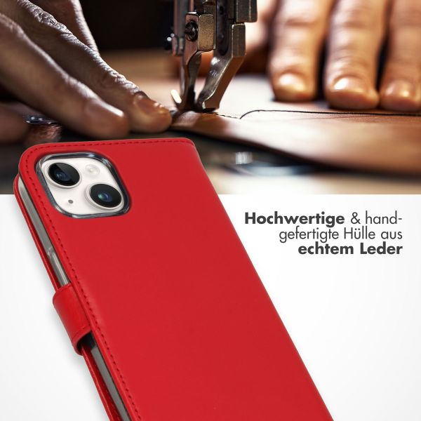 Selencia Echtleder Klapphülle Apple iPhone 15 - Rot