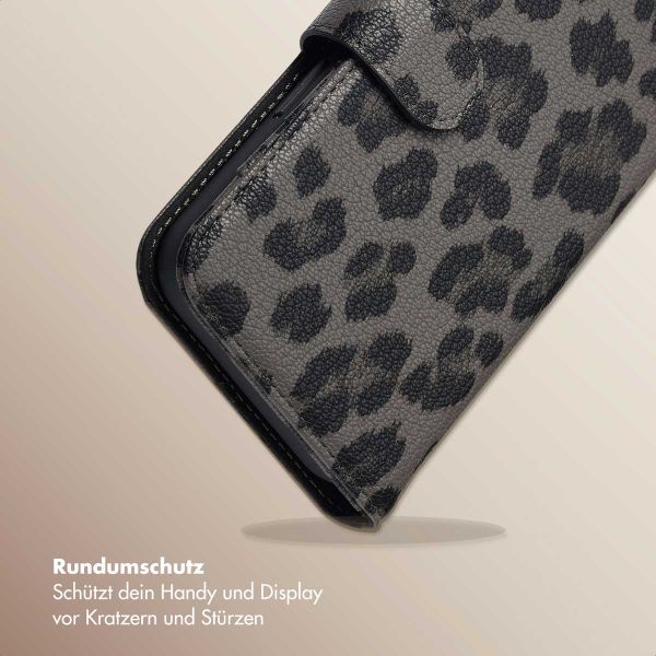 Selencia Sabi Klapphülle mit Leopardenmuster Apple iPhone 14 / 13 - Midnight Black